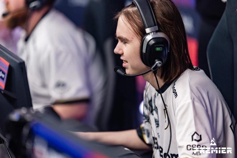 CS analyst and commentator Pimp tells his story in the new documentary series Away From Keyboard